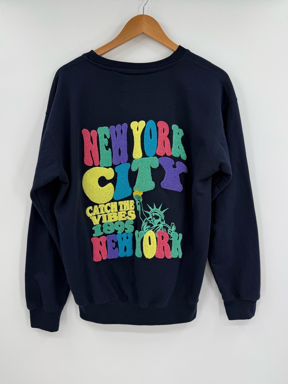 New York Popular NYC Chenille Patch Souvenir Crewneck Sweatshirt | Navy | M